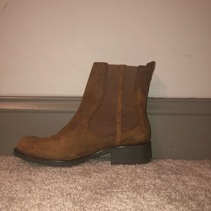 Clark’s Chelsea Boots
